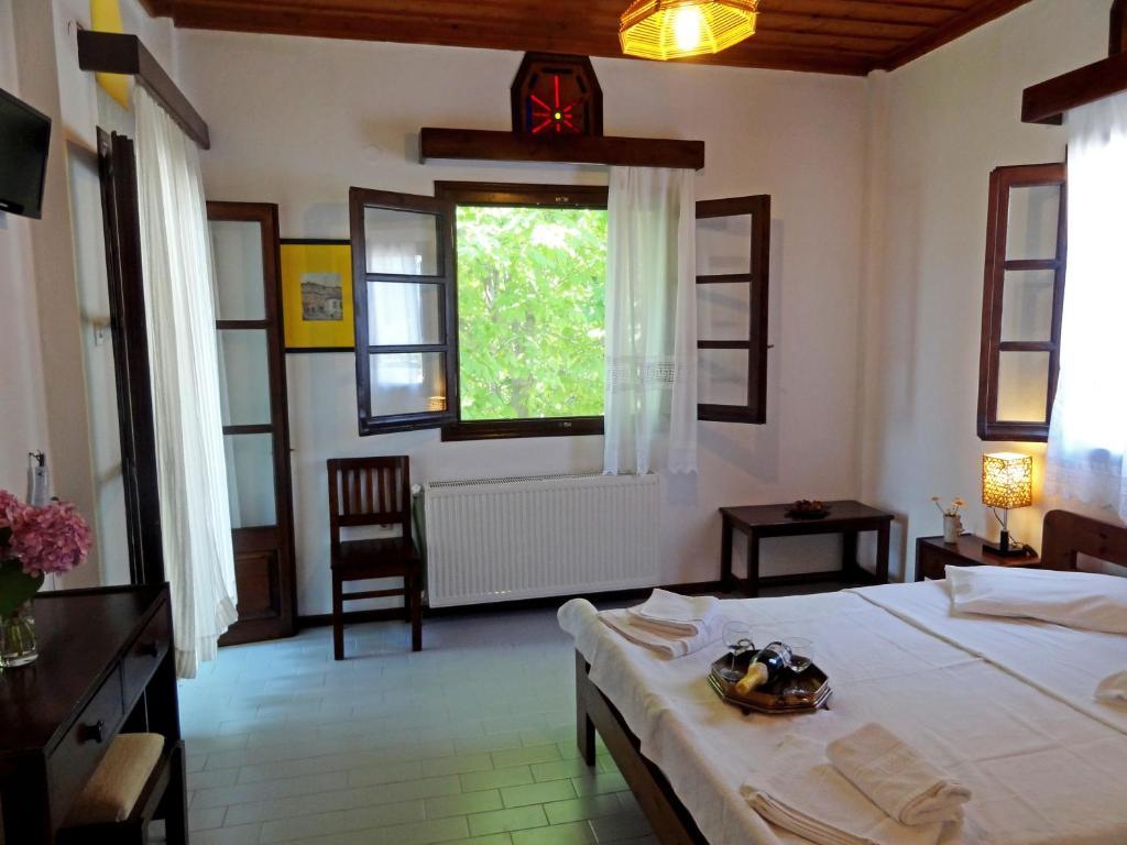 Hotel Vrionis Agios Dimitrios  Bilik gambar