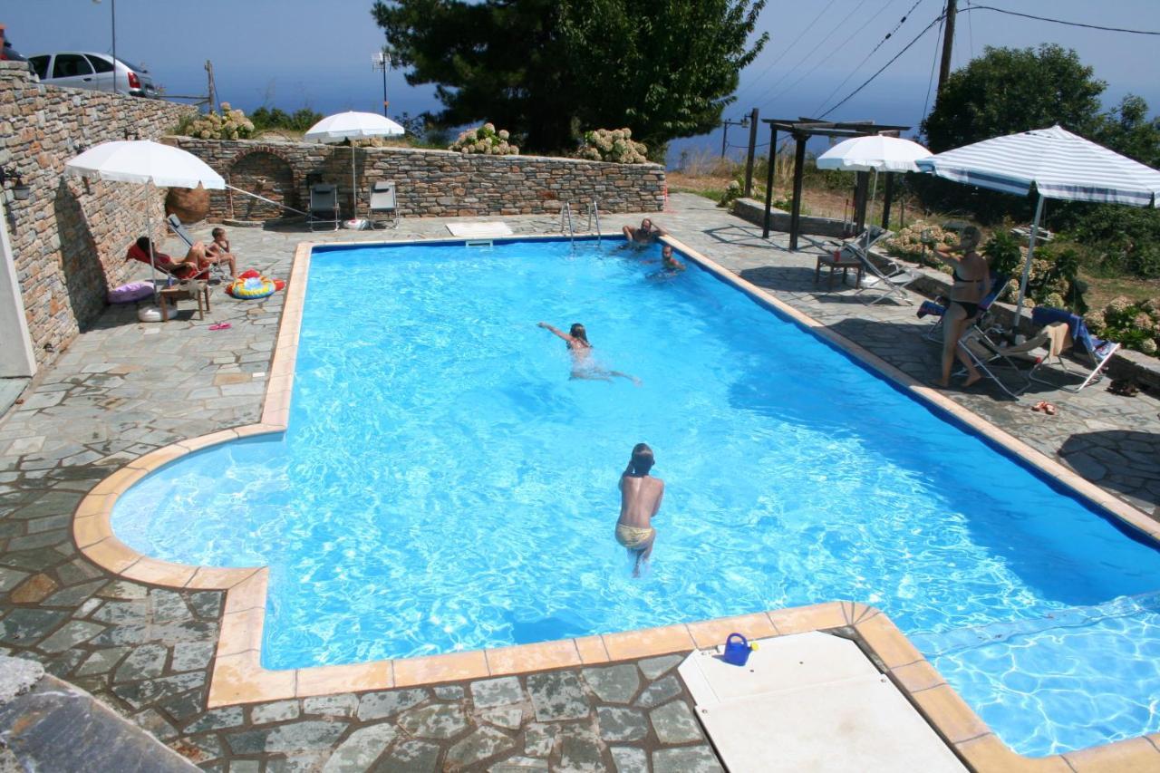 Hotel Vrionis Agios Dimitrios  Luaran gambar